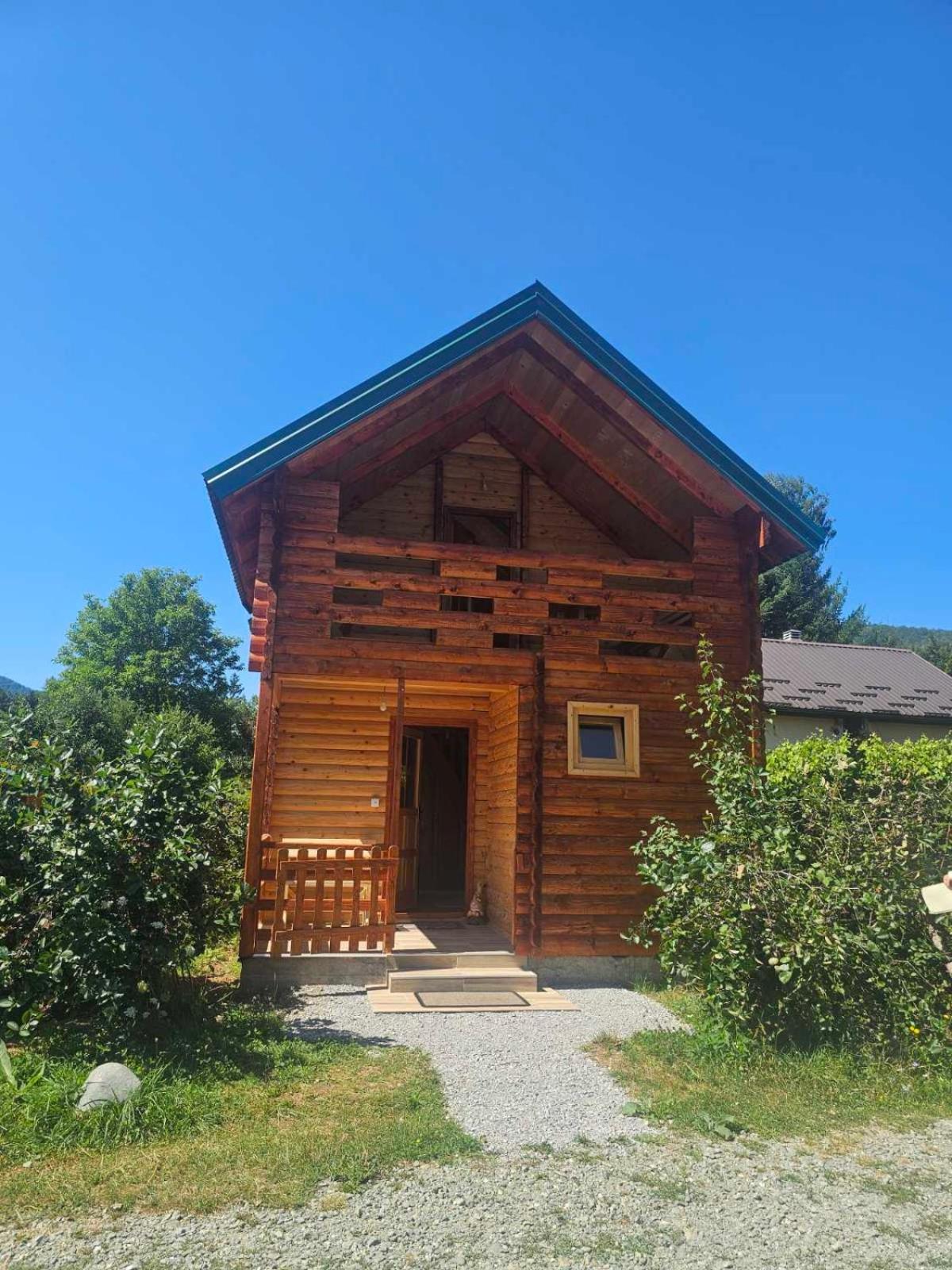 Konaci Oceva Zemlja Bungalovi Konaci Oceva Zemlja Vikendica 모이코바츠 외부 사진